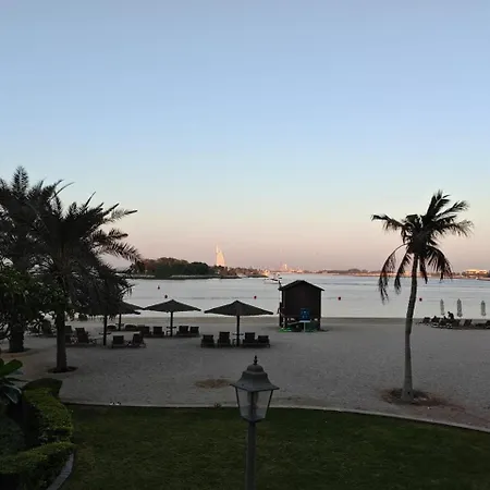 2 Bedroom Beach Front Apartment Dubai Exterior photo