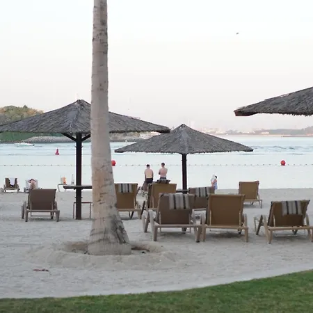 2 Bedroom Beach Front Apartment Dubai Exterior photo