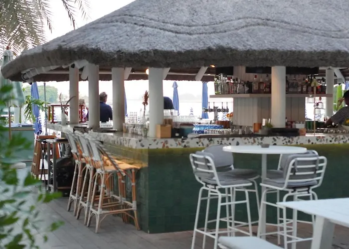 2 Bedroom Beach Front Apartment