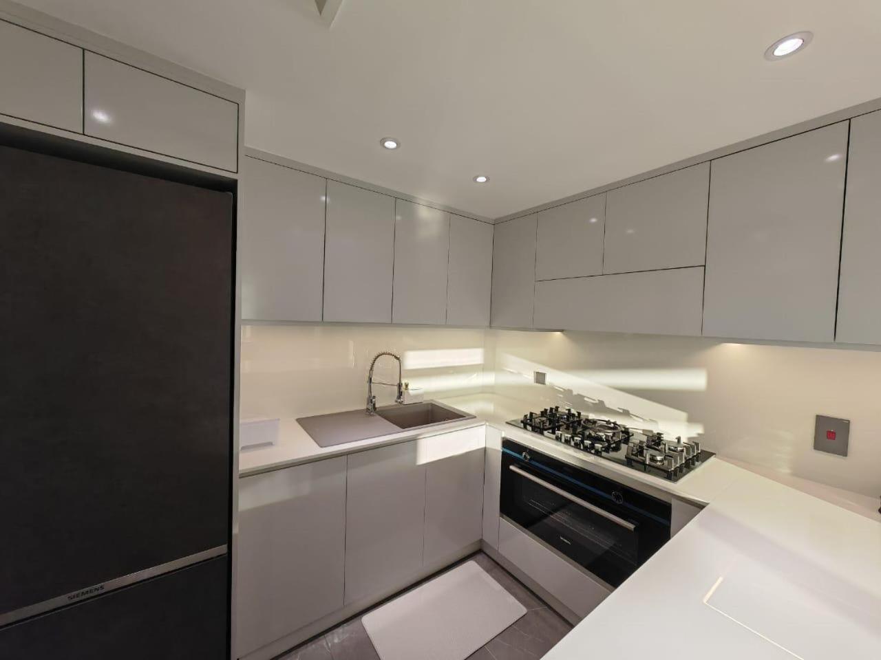 2 Bedroom Front Dubai