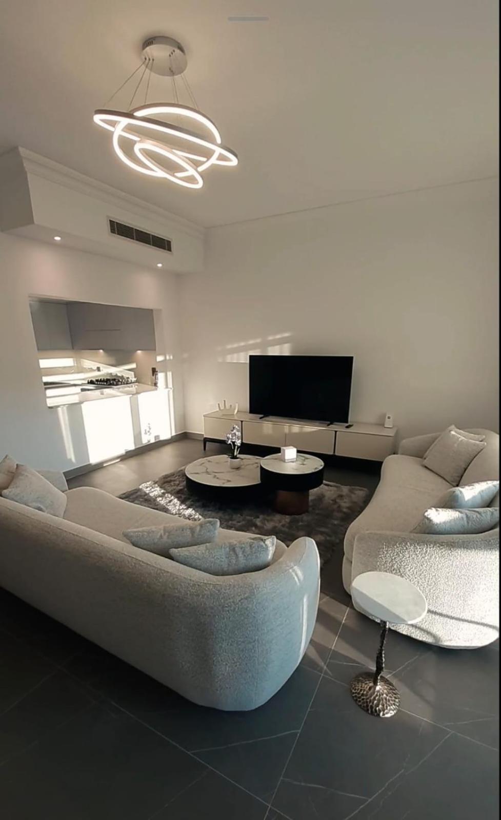 2 Bedroom Front Dubai
